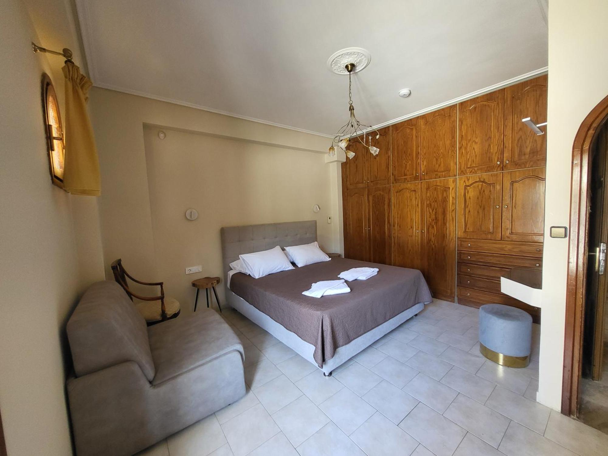 Paradise Bar Apartments Plános Eksteriør bilde